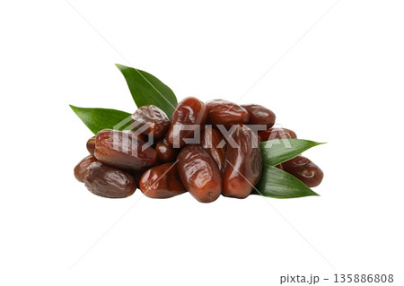 Fresh leaves surround tasty dates, great for snacking, isolated, PNG 135886808