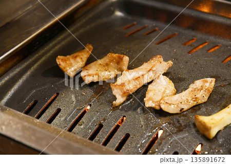 焼肉 135891672