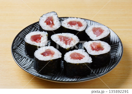 鉄火巻　和食 135892291