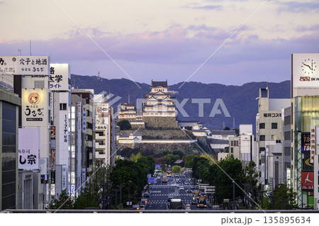 姫路城 遠景 135895634
