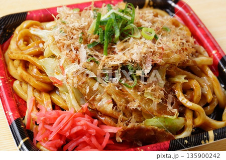 焼うどん弁当 焼うどん弁当 135900242