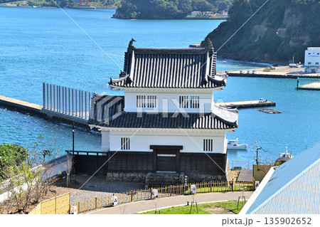 長崎県「平戸城」櫓と眺望 長崎県「平戸城」櫓と眺望 135902652