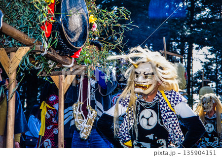 【新潟県_佐渡_鬼太鼓】鬼が舞う佐渡島 【新潟県_佐渡_鬼太鼓】鬼が舞う佐渡島 135904151