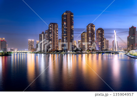 勝鬨橋からの夜景 135904957