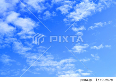 爽やかな青空　フリースペースイメージ（ fix撮影 ） 135906026