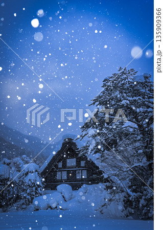 雪降る白川郷 雪降る白川郷 135909366
