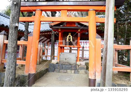 春日大社 奈良県 奈良市 春日野町 春日大社 奈良県 奈良市 春日野町 135910293