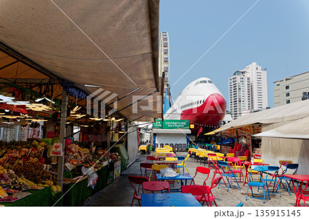 タイ　パタヤ　ランウェイ・ストリートフード 135915145