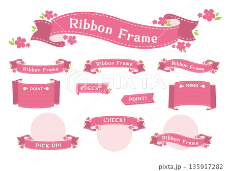 花とリボンの可愛いフレーム枠セット ピンク ベクター 135917282