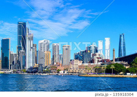 シドニーにあるサーキュラーキーのとても美しい風景 135918304