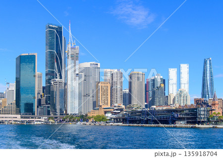 オーストラリアのシドニーで眺める街並みの風景 オーストラリアのシドニーで眺める街並みの風景 135918704