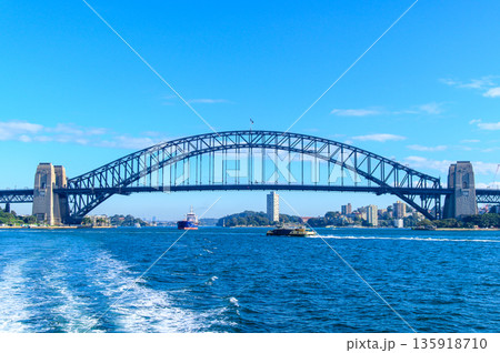 オーストラリアのシドニーで眺める街並みの風景 135918710