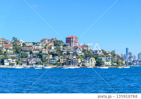 オーストラリアのシドニーで眺める街並みの風景 オーストラリアのシドニーで眺める街並みの風景 135918768