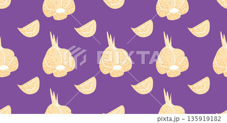 Seamless Pattern of Whole and Garlic 135919182