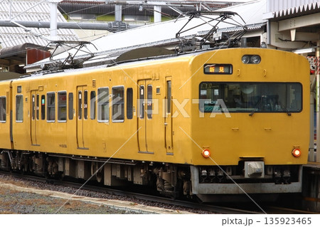 ［JR-V］伯備線115系電車（ワンマン運転：新見⇔米子） 135923465