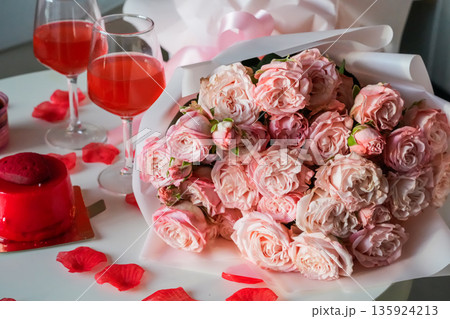 Close Up of Pink Roses Bouquet 135924213