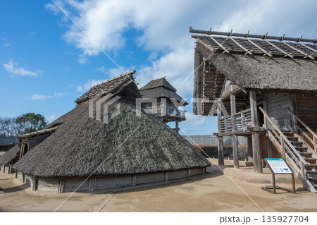 弥生の風景　吉野ヶ里 135927704
