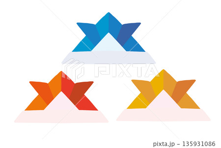 こどもの日の折り紙兜のベクターイラスト｜端午の節句・日本の伝統折り紙素材 135931086