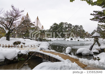 真冬の兼六園 真冬の兼六園 135932640