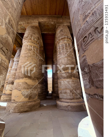 カルナック神殿の柱 135933491
