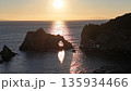 東京湾に沈む夕日と奇勝・大ボッケの絶景を捉えたドローン空撮（千葉県鋸南町勝山） 135934466