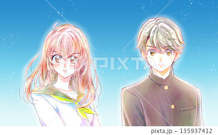 セーラー服の女子学生と学ランの男子学生 やる気 青空 セーラー服の女子学生と学ランの男子学生 やる気 青空 135937412
