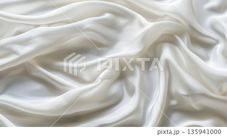 シルクのように流れるミルククリーム 135941000