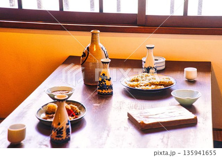 レトロな居酒屋 レトロな居酒屋 135941655