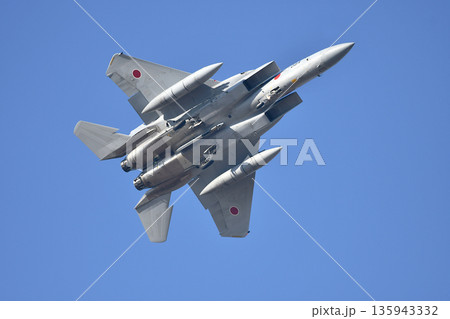 航空自衛隊のF-15戦闘機 135943332