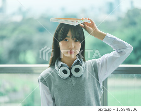 女子高生のポートレート 女子高生のポートレート 135948536