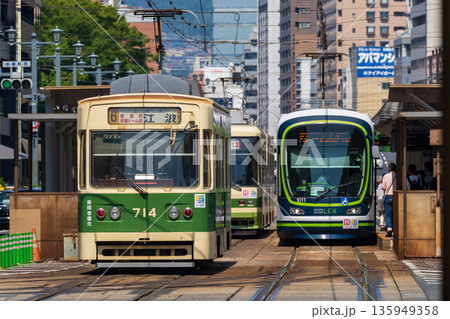 【路面電車】広島市の中心地を走る広電のトラム 135949358