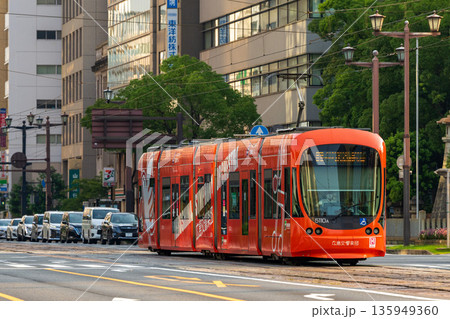 【路面電車】広島市の中心地を走る広電のトラム 135949360