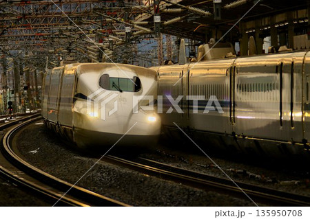 日本の大動脈を駆ける!! 東海道新幹線 N700S ~米原駅にて駅にて 日本の大動脈を駆ける!! 東海道新幹線 N700S ~米原駅にて駅にて 135950708
