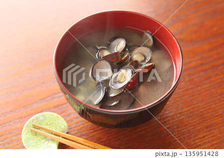 しじみの味噌汁 135951428