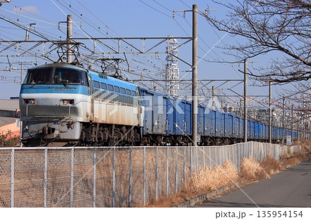 普段は走行しない東海道旅客線を迂回走行するEF66-104号機牽引の貨物列車_2011/1/26撮影 135954154