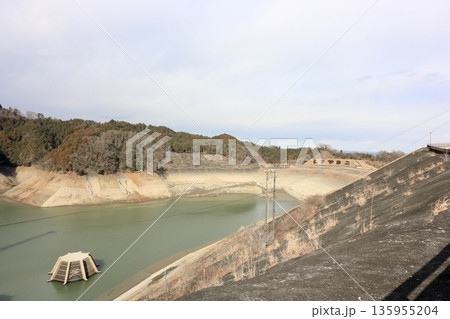 渇水　城山湖 135955204