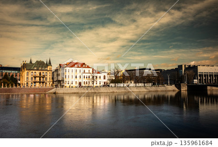 Amazing View On A Oder River And Amazing Historical Part Of Wroclaw In Poland At Sunset Amazing View On A Oder River And Amazing Historical Part Of Wroclaw In Poland At Sunset 135961684