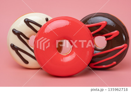 Close-up of glazed donuts 135962718