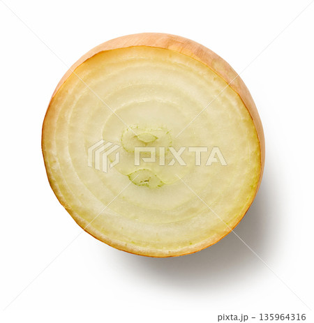 fresh raw onion isolated on white background 135964316