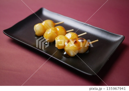 みたらし団子 みたらし団子 135967941