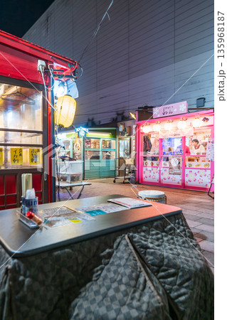 「青森県」八戸屋台村・みろく横丁の夜景　八戸市 135968187