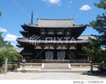 【奈良】法隆寺の中門 135968234
