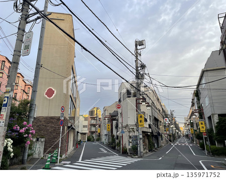 朝の奥渋 朝の奥渋 135971752