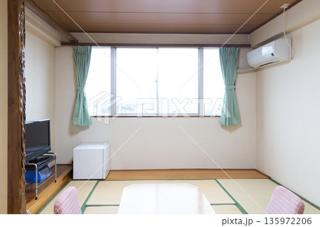 畳のある和室　宿泊施設の画像 135972206