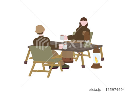 キャンプでコーヒーを楽しんでいる男女のイラスト キャンプでコーヒーを楽しんでいる男女のイラスト 135974694