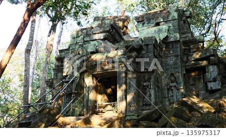 アンコールワット ベン メリア遺跡 アンコールワット ベン メリア遺跡 135975317