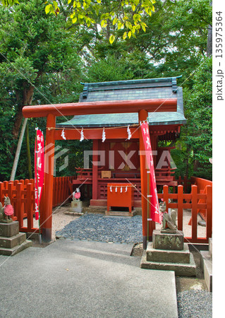 丸山稲荷社（鶴岡八幡宮）神奈川県鎌倉市 135975364