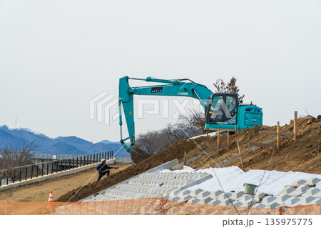 護岸工事 護岸工事 135975775