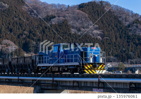 青が印象的な岩手開発鉄道 青が印象的な岩手開発鉄道 135976061
