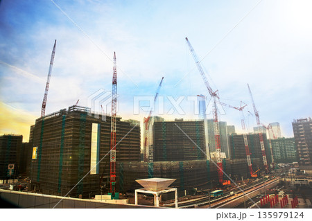 東京都　晴海ふ頭　高層ビル建設工事のイメージ 135979124